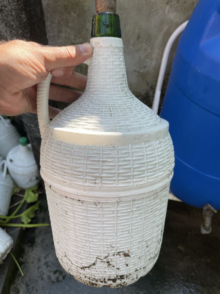 Garrafoes de Vinho