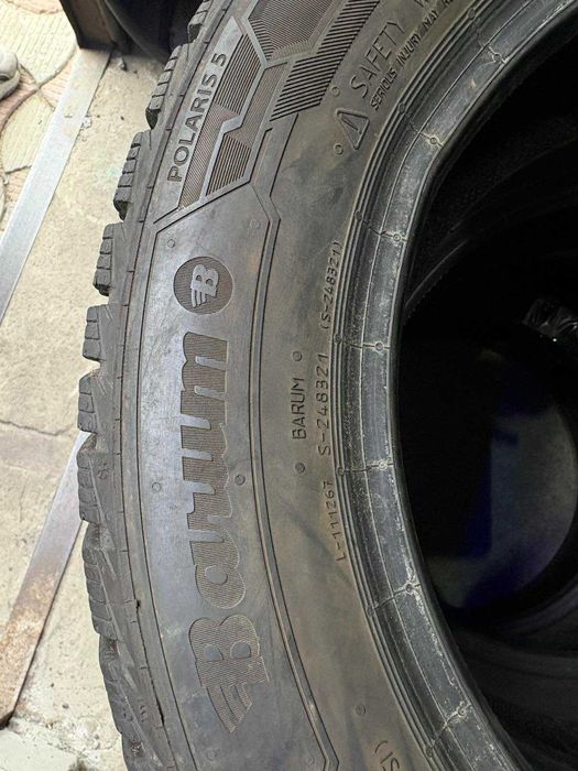 Шины  185/60 R15 Barum комплект зима (хорошее состояние) L6