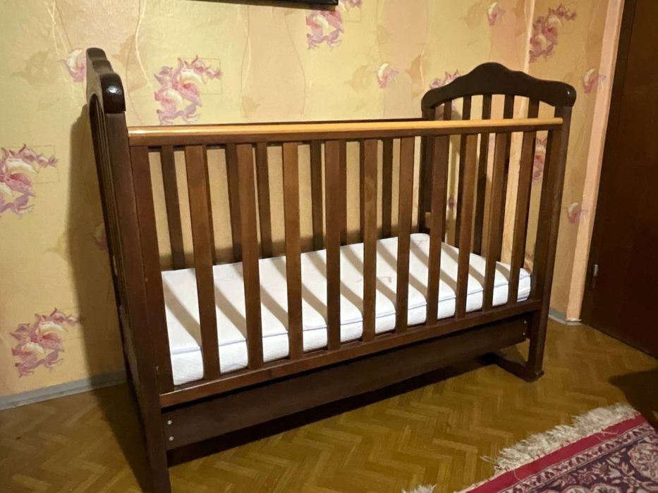 Дитяче ліжечко ВЕРЕС Соня — дерев’яне, з матрацом і бортиками