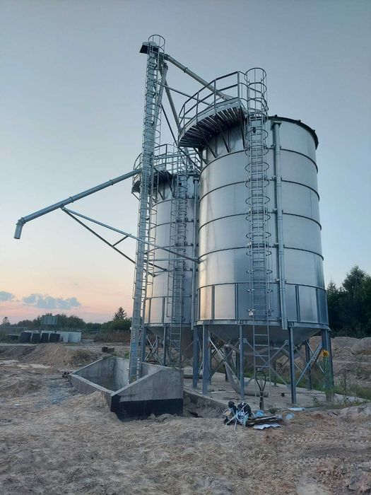 Podajnik łopatkowy do zboża kubełkowy ślimakowy silos zbożowy