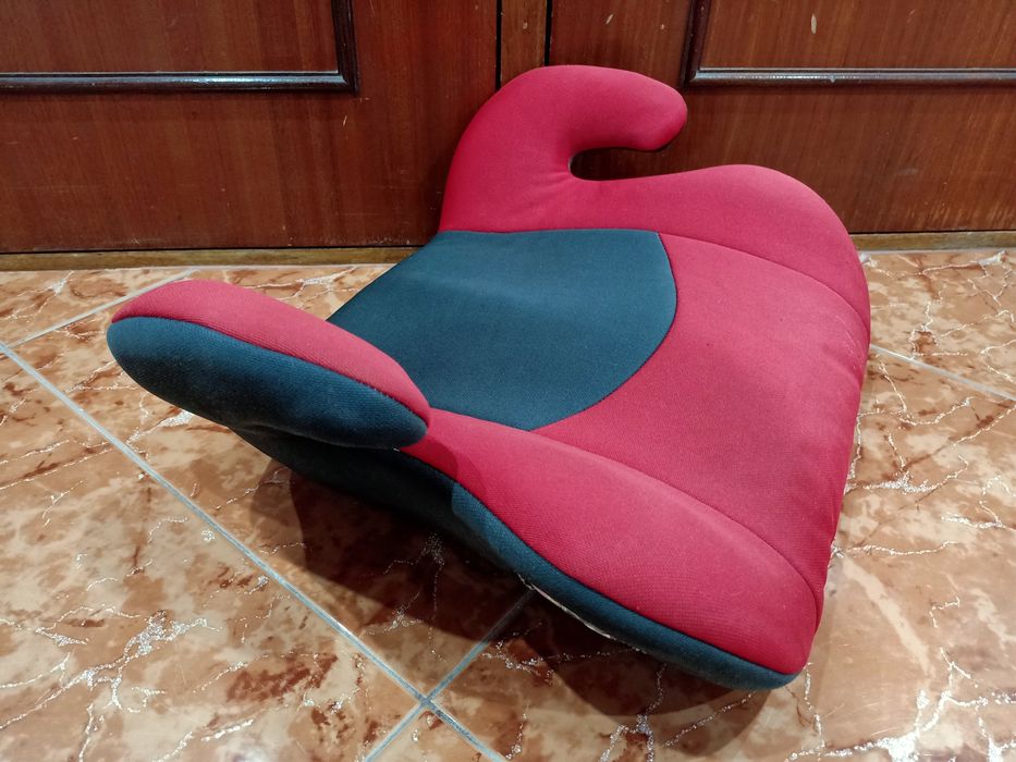 Banco elevatório auto criança casa quarto apartamento vivenda carro.