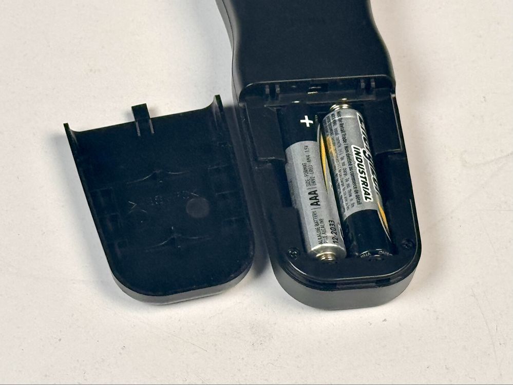 Elektroniczny wężyk spustowy Newell MC-30 do Nikon – Używany