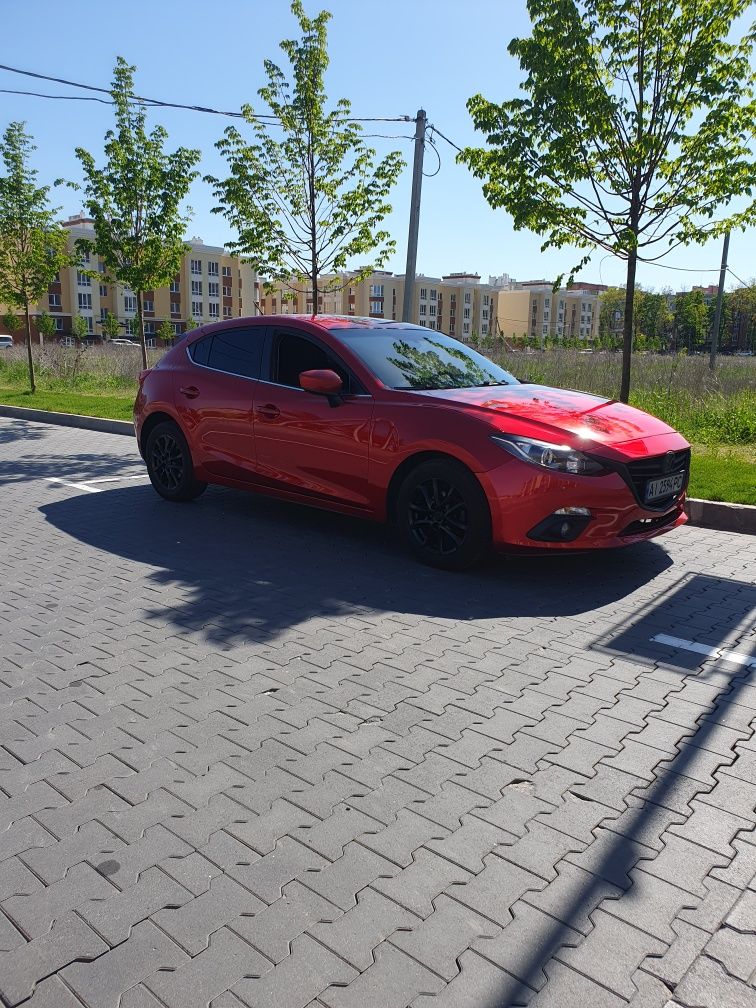 Продам авомобиль Mazda 3