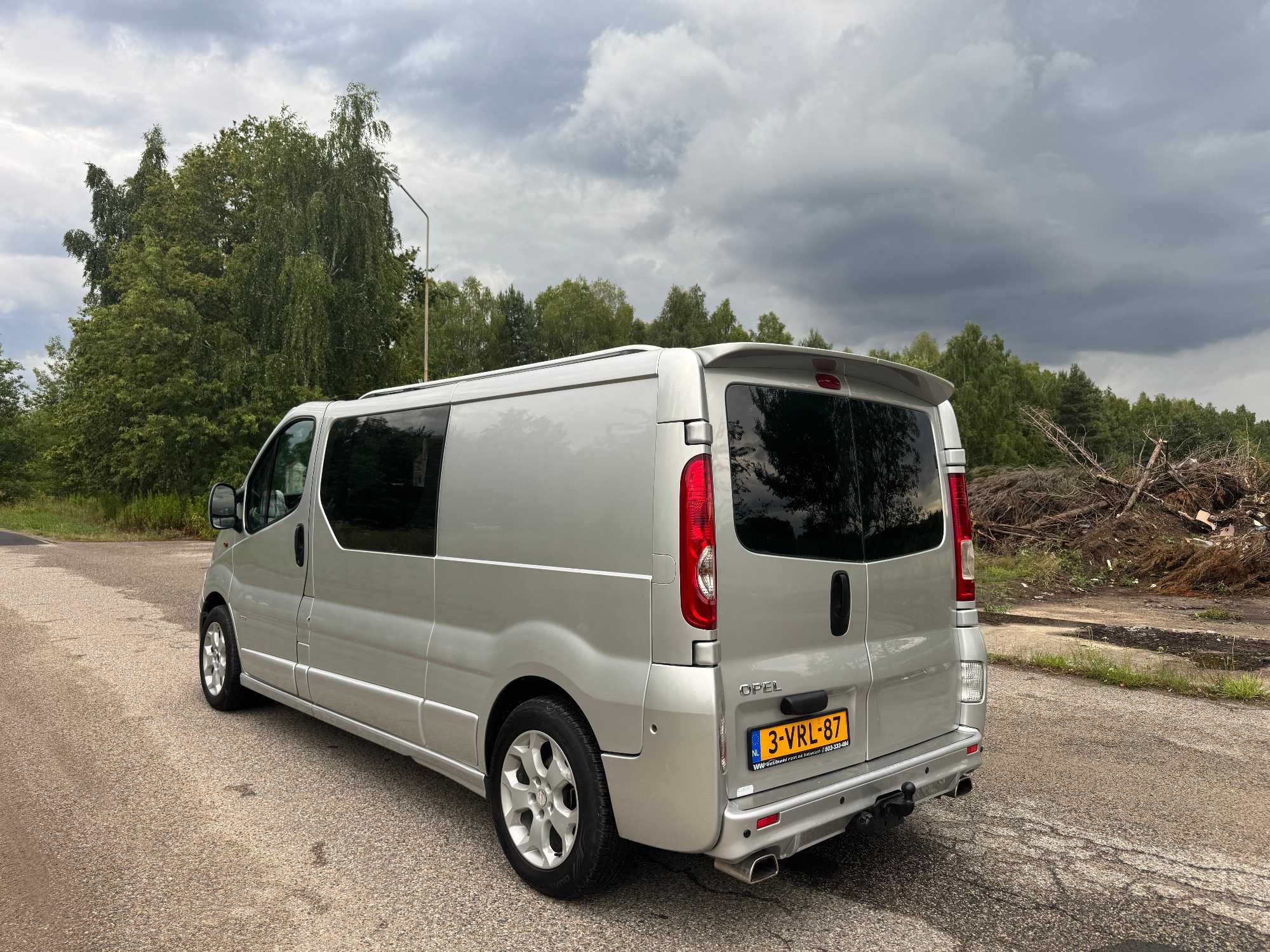 OPEL VIVARO 2011 *2.5CDTI 150KM*klima*dubel kabina*
