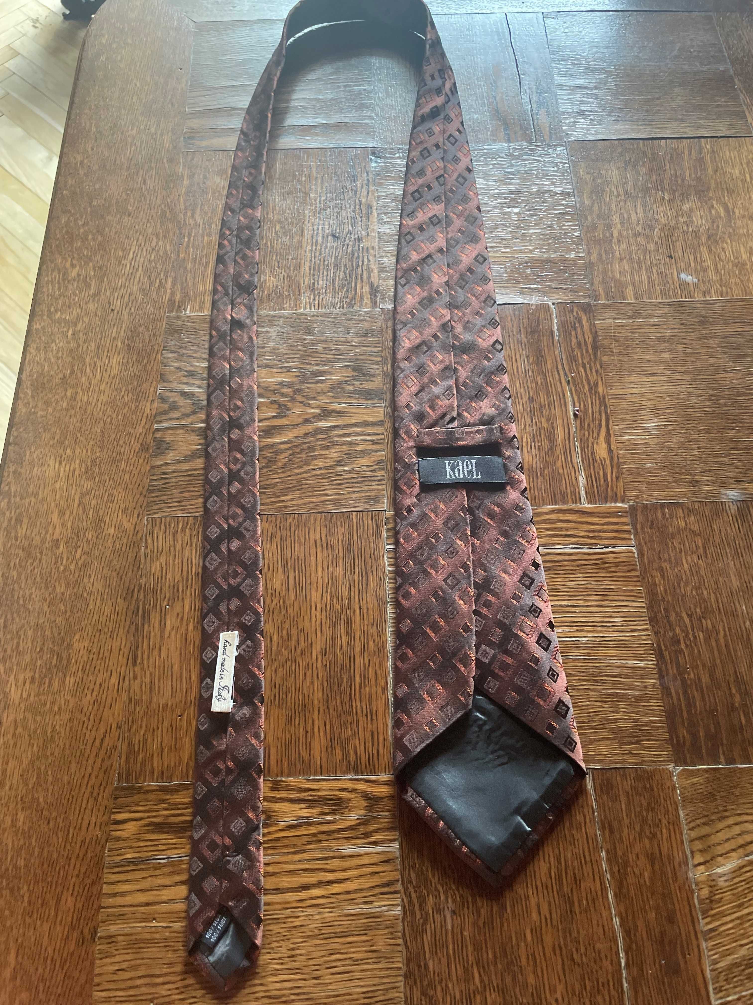 Włoski ręcznie szyty jedwabny krawat brązowo-rudy