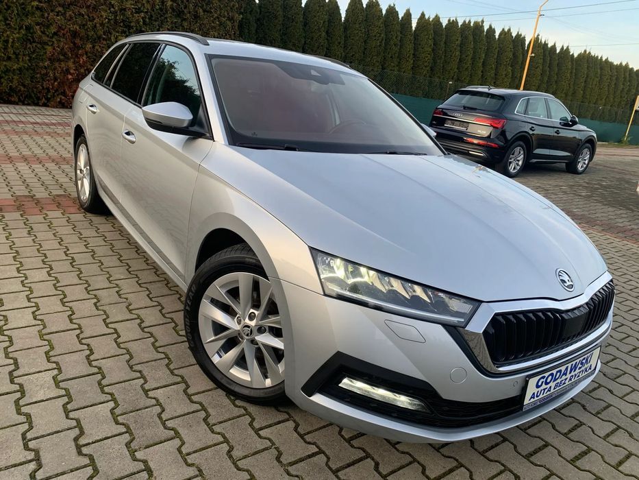 Skoda Octavia Virtual Smart Full LED Salon PL I wł. Bezwyp Oryg Lakier Gwar F.vat23!
