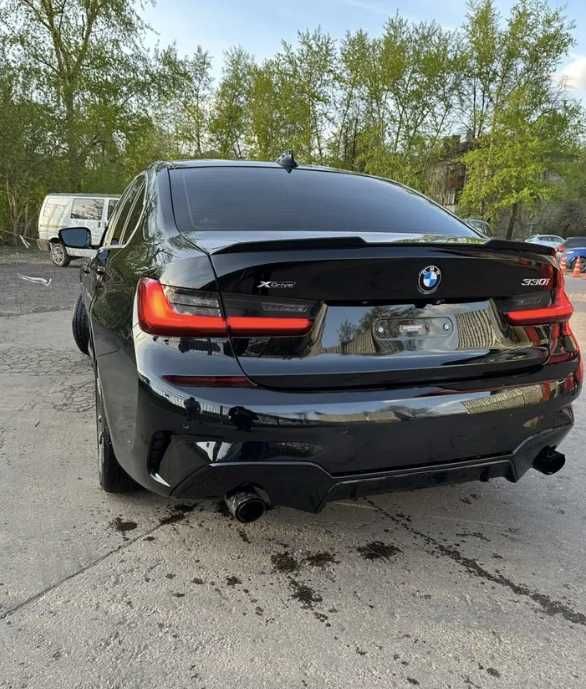 BMW 330  xDrive 2019