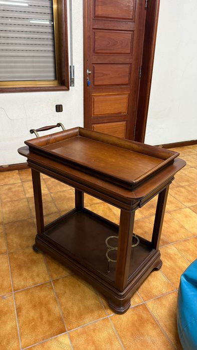 Carrinho madeira para sala