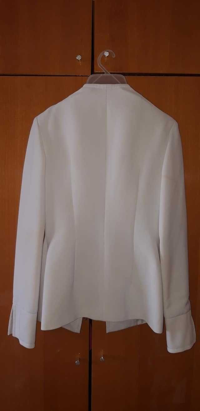 Белый джинсовый пиджак, костюм р.44-46