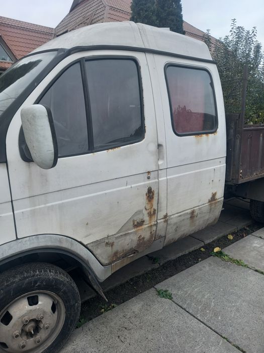 Продам машину ГАЗ 33023