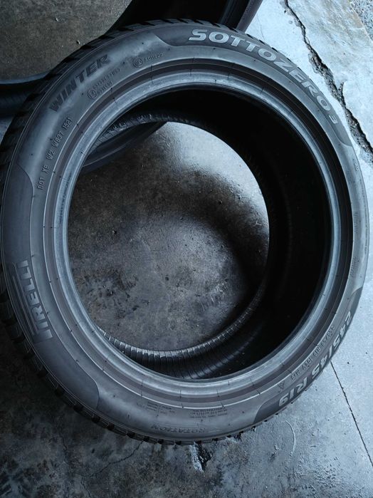 Pirelli Winter SottoZero R19 245 45 шини зимові