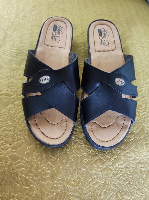 Качественные шлепанцы. Турция