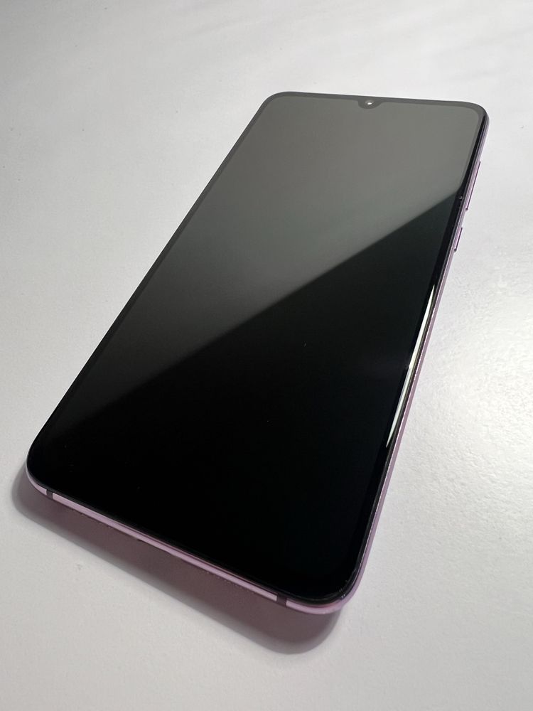 Smartphone Mi 9 6GB/64GB + ładowarka indukcyja 10W