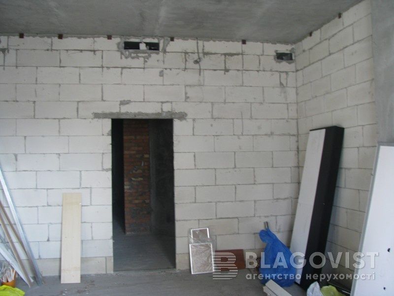 Продажа нежилое помещение 120м.кв на Срибнокильской Позняки метро