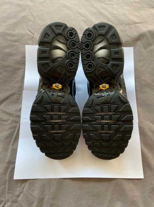 Buty meskie Mokasyny Nike_Air_Max_TN_Plus_Black R.36