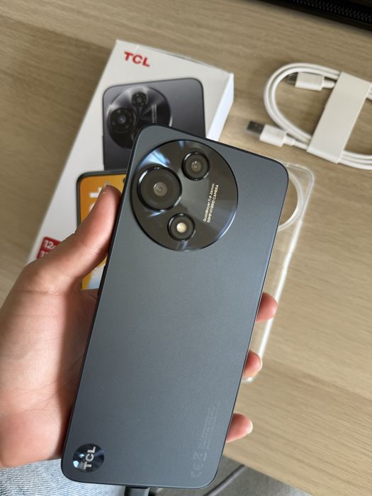 Tcl 60R smartphone em bom estado