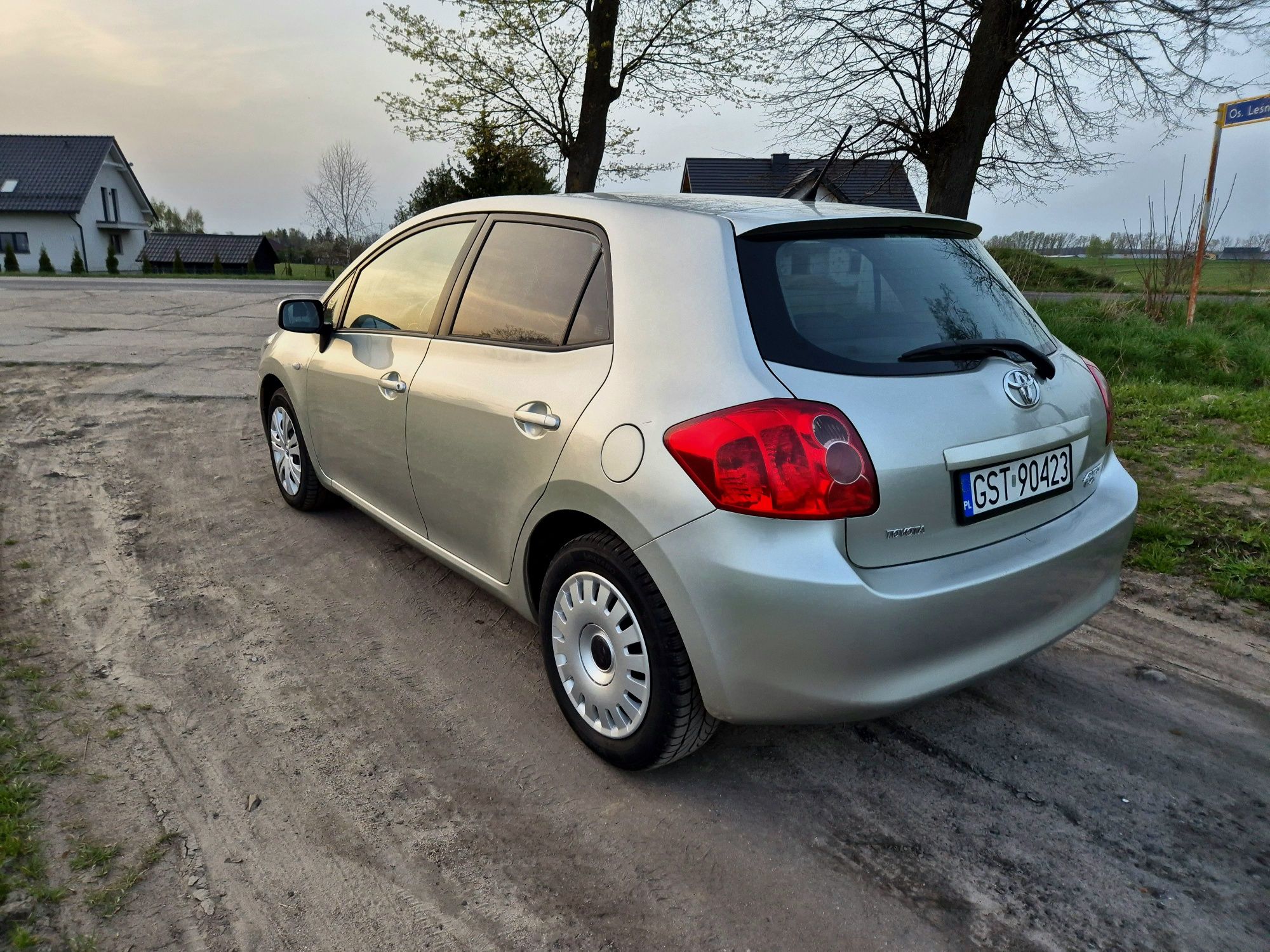 Toyota Auris 2.0 diesel D-4D 2007r 126KM