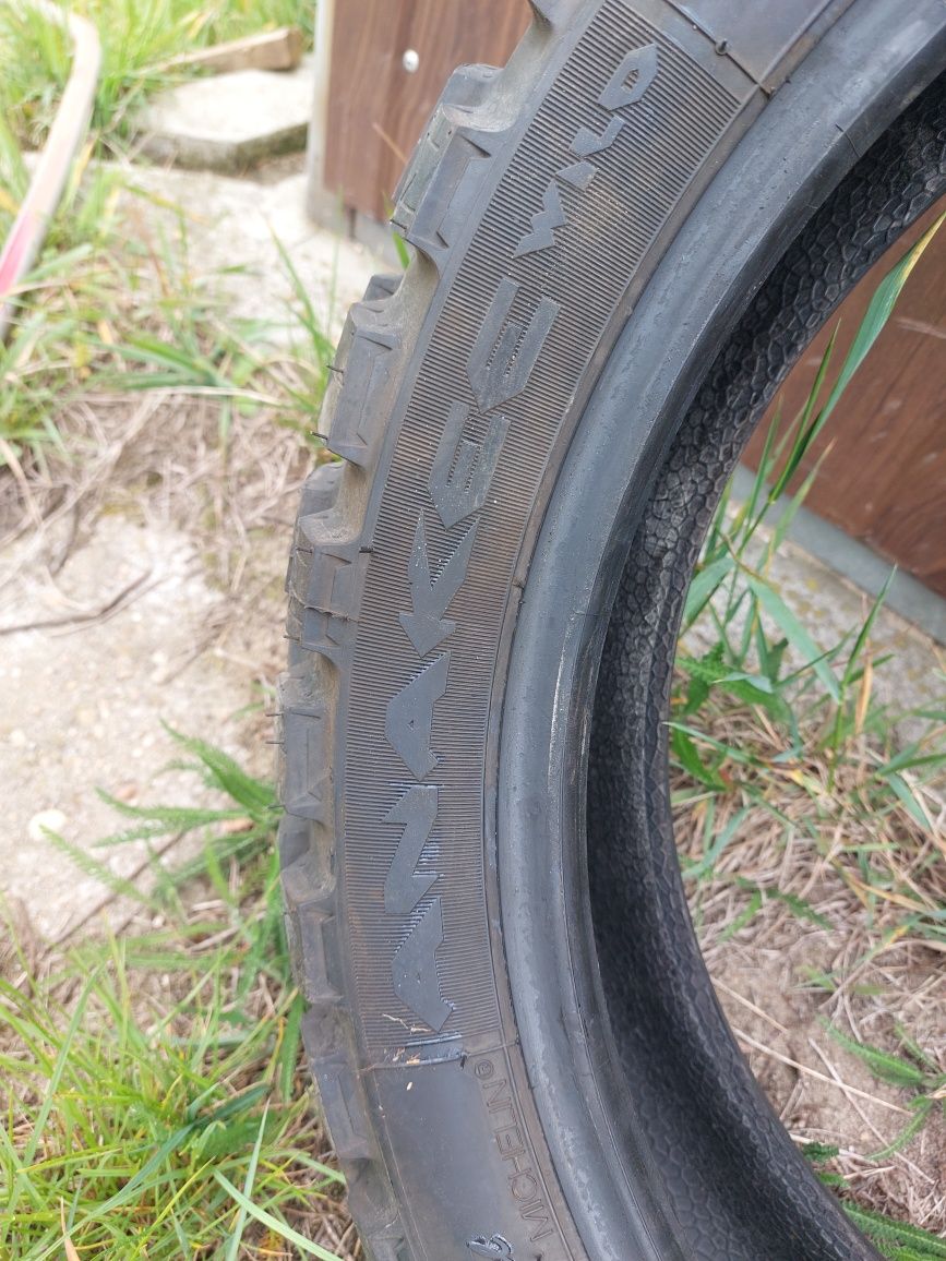 Michelin Anakee Wild 150/70 R17 + Continental 90/90-21
Anakee Wild
150