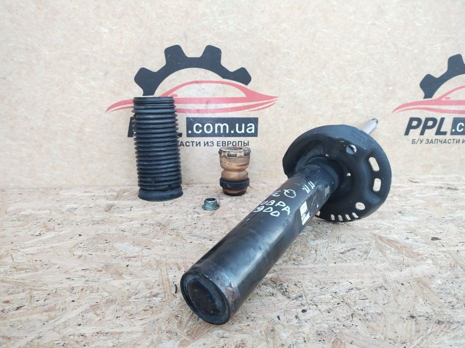 Audi Q3 2011-2018 Амортизатор передний правый стойка 1T0412103A