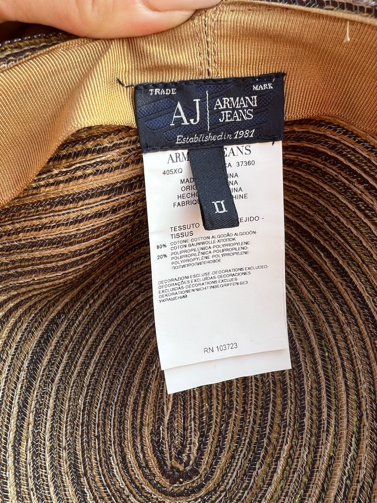 Шляпа  armani jeans