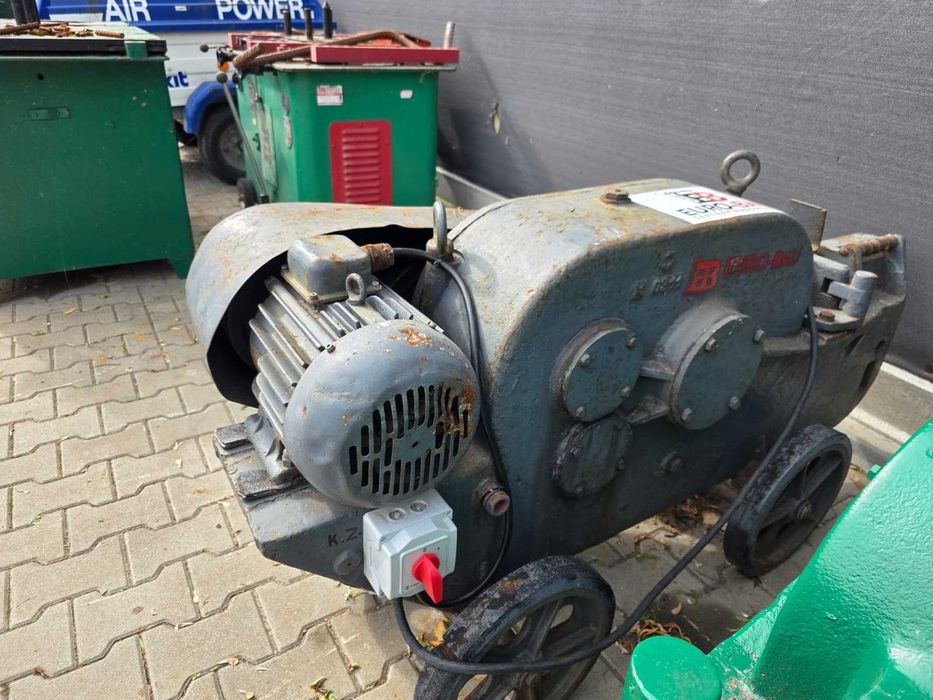 Gilotyna Nożyce Zremb NM4-40 do cięcia stali zbrojeń drutów 40mm