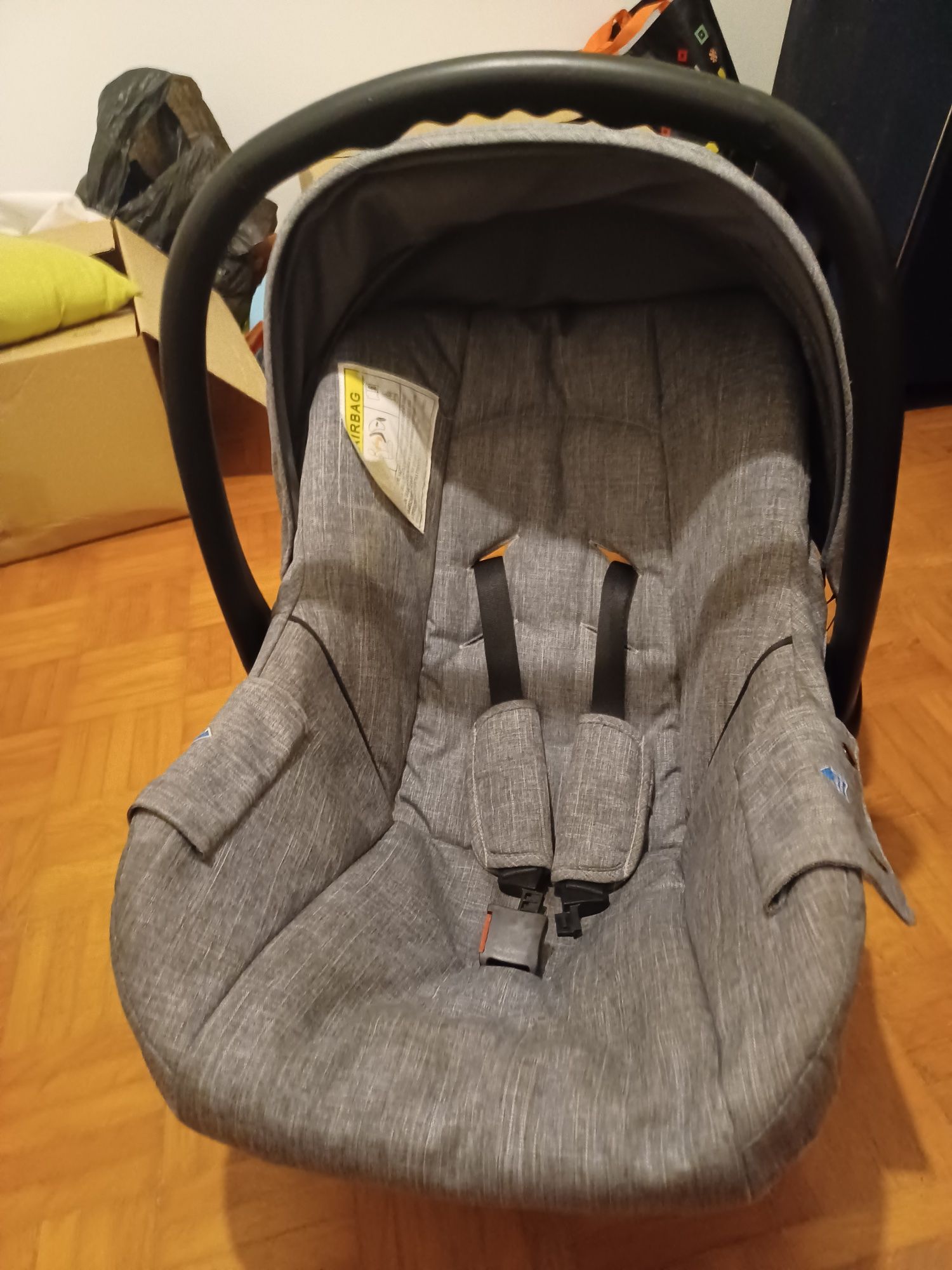 Carro de bebe da marca giordani