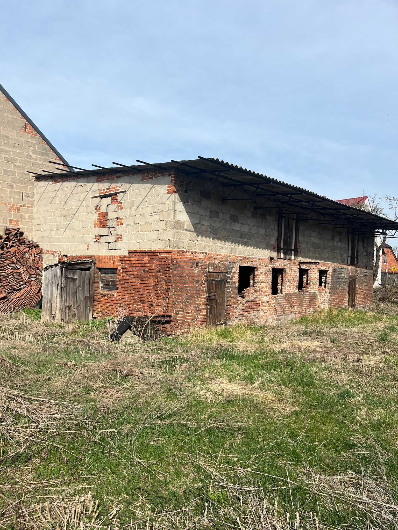 Dom na sprzedaż z dużą działką