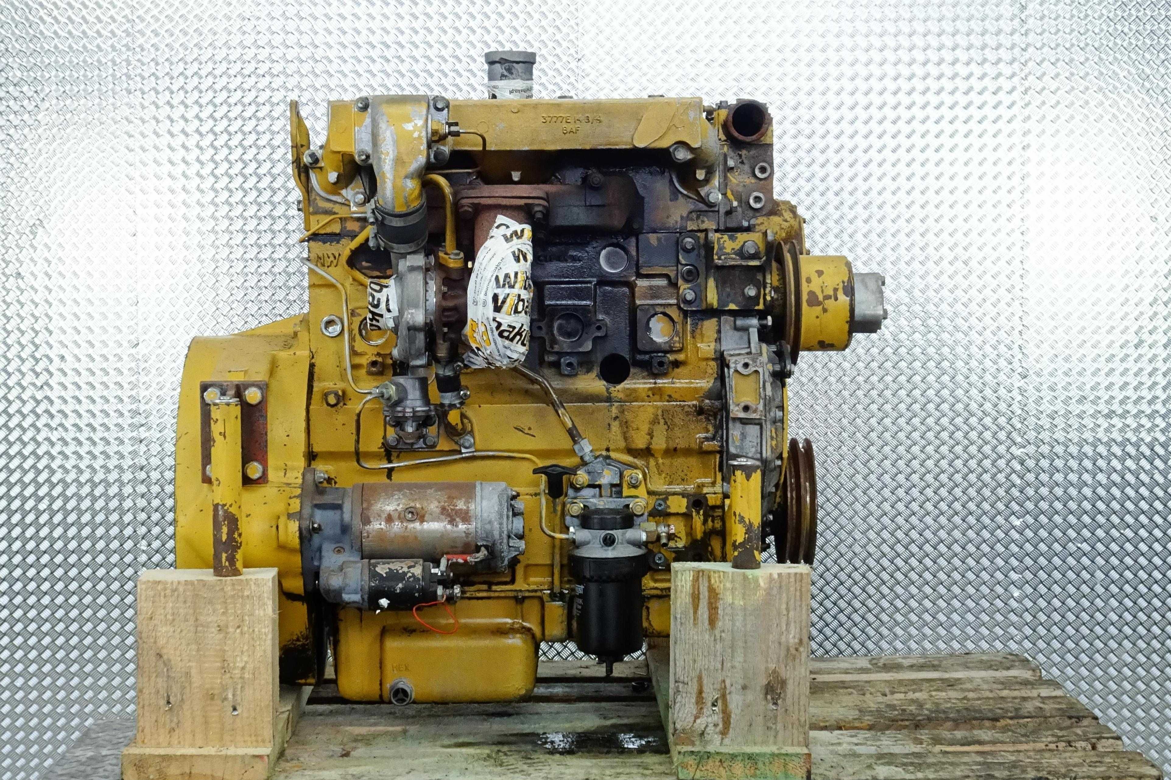 Silnik spalinowy - Caterpillar 3054 - części
