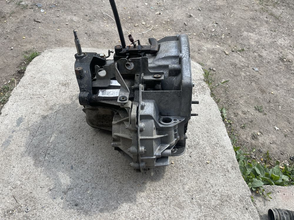 Кпп коробка Vivaro Trafiс Primistar laguna VTP 1.9 5 ступка