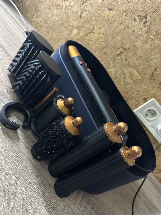Dyson стайлер Airwrap