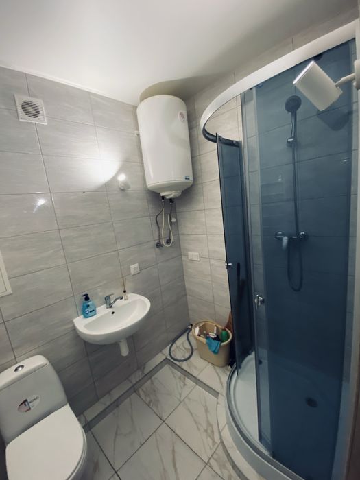 Уютная 1-комнатная с новым ремонтом в кирпичном доме — заезжай и живи!