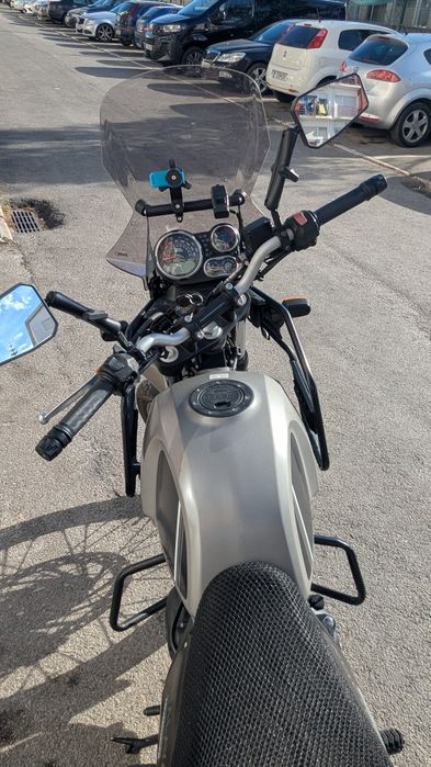 Royal Enfield Himalayan 411