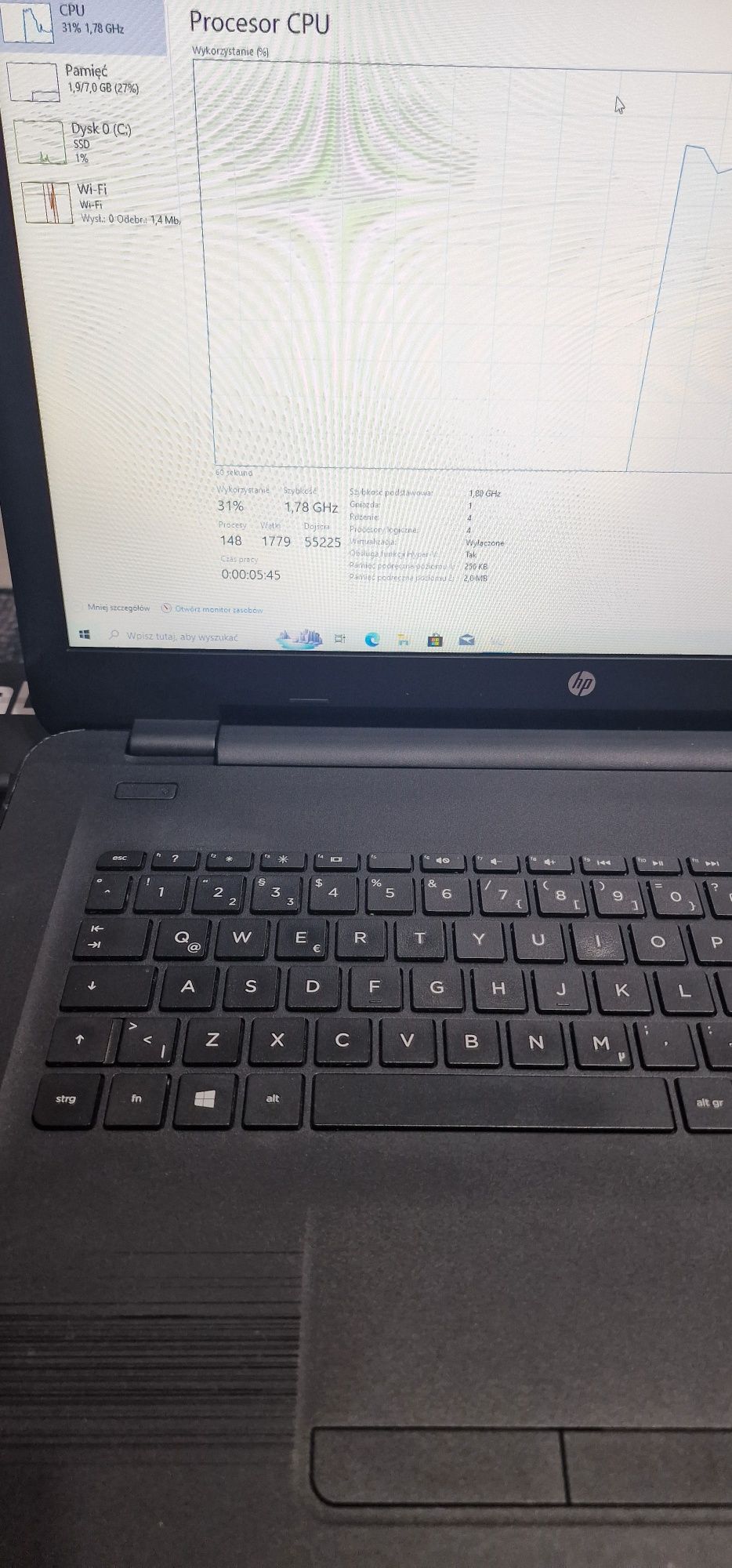 Laptop marki hp 17