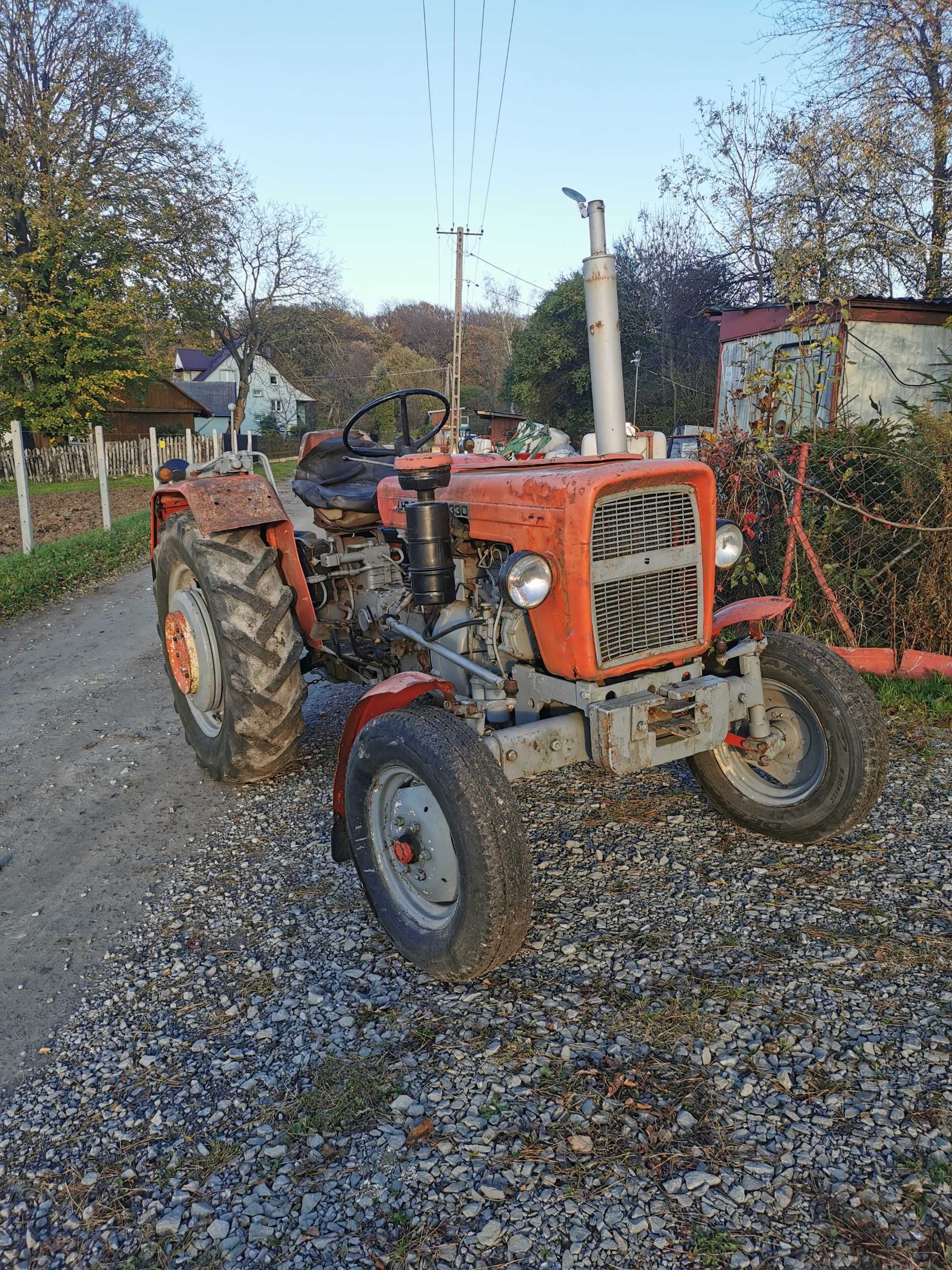sprzedam ursusa c 330