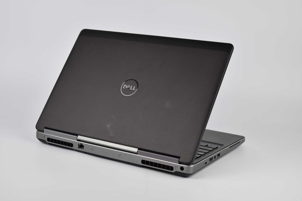 Dell Precision 7520 4k UHD i7-7820HQ M2200 16/32/64гб ssd+hdd Ноутбук