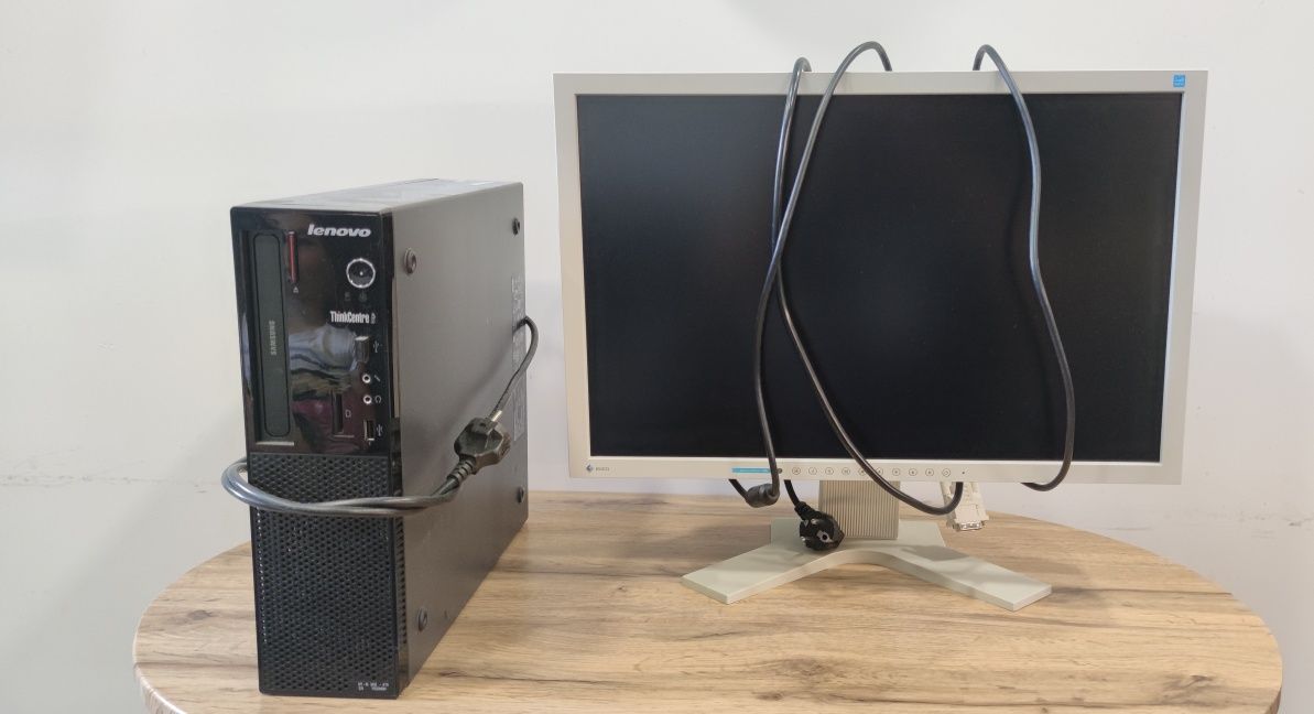 Zestaw komputer pc Lenovo i monitor Eizo
