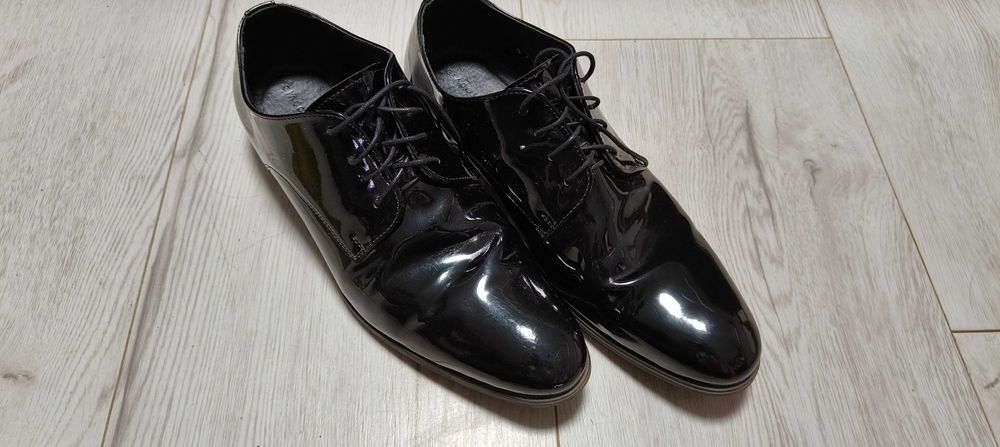 Buty lakierki Giacomo Conti rozmiar 41, 100% skóra