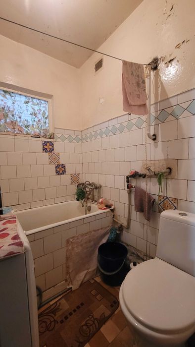 Продам 2-во кімнатну, Північний квартал.