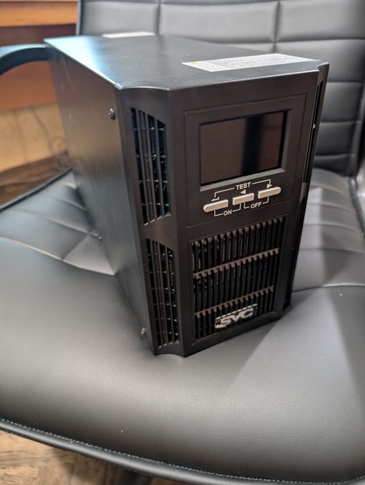 Джерело безперебійного живлення(ДБЖ) SVC PT-3KF-LCD 3000 VA / 3000 W