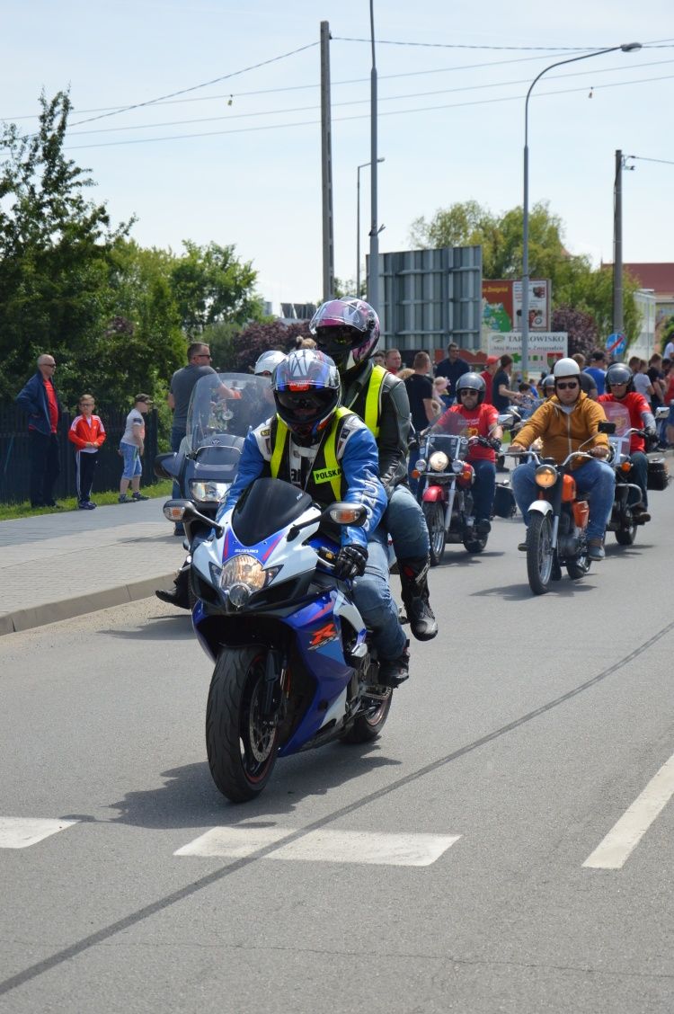 Kombinezon Clarion Suzuki gsxr kask Nolan n87 gsxr