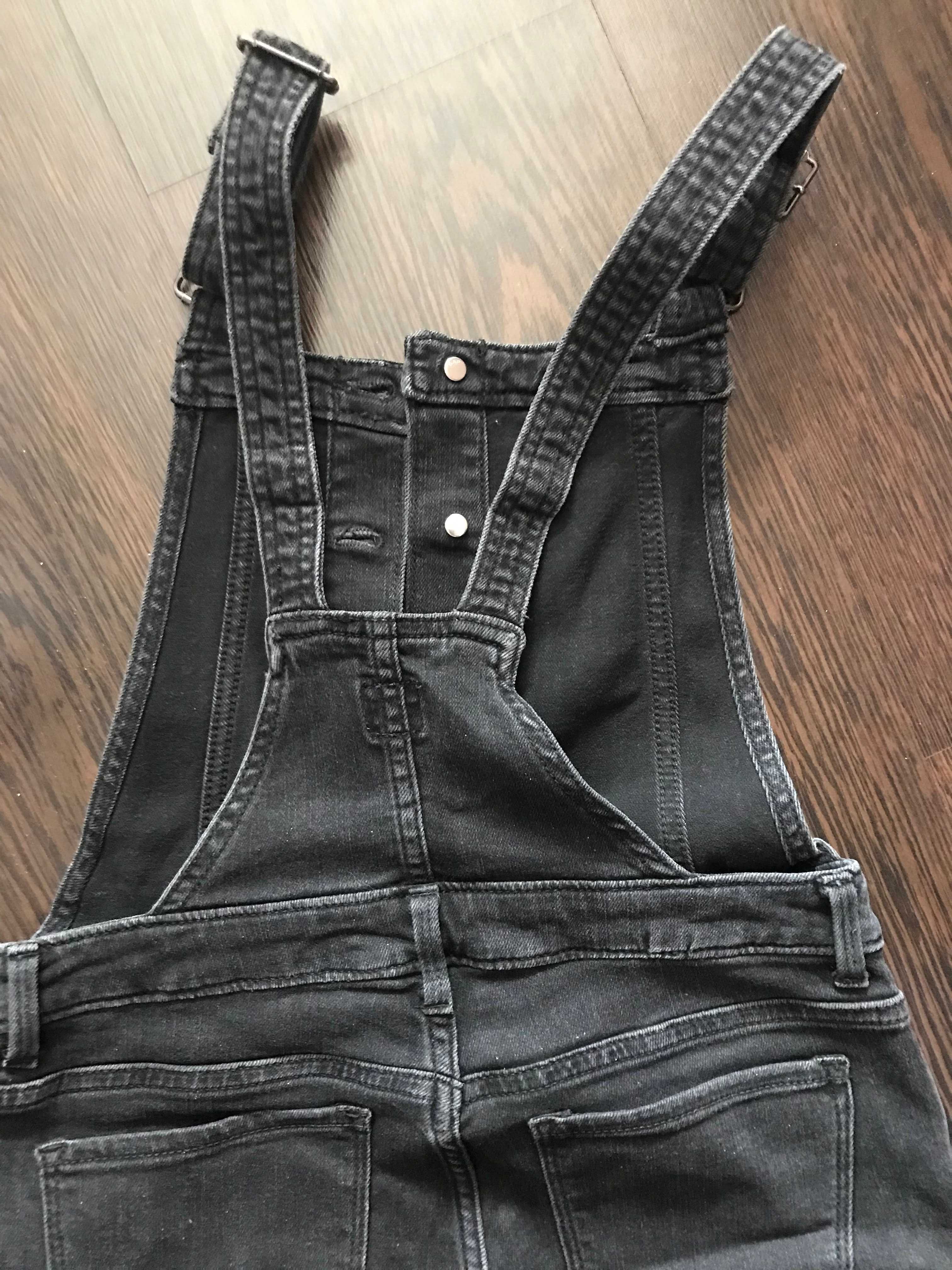 Джинсовый комбинезон Gap
