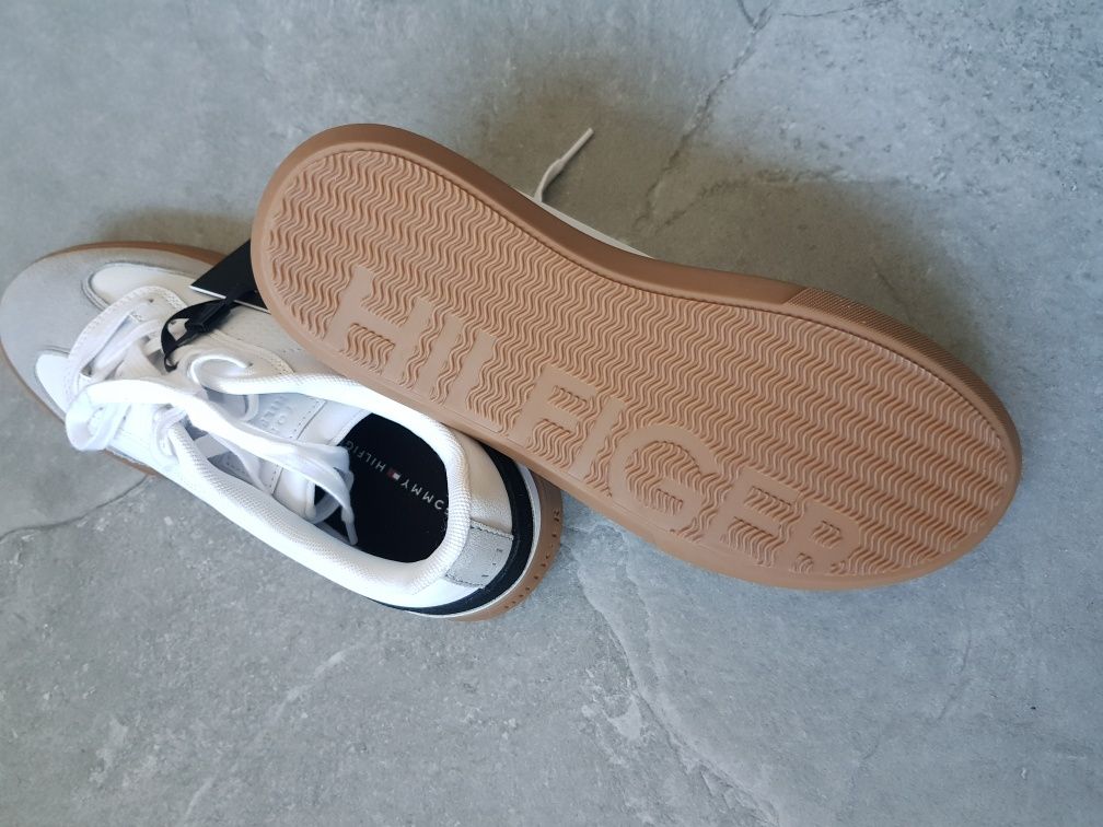 Piękne nowe Samba Tommy Hilfiger  sneakersy r.40