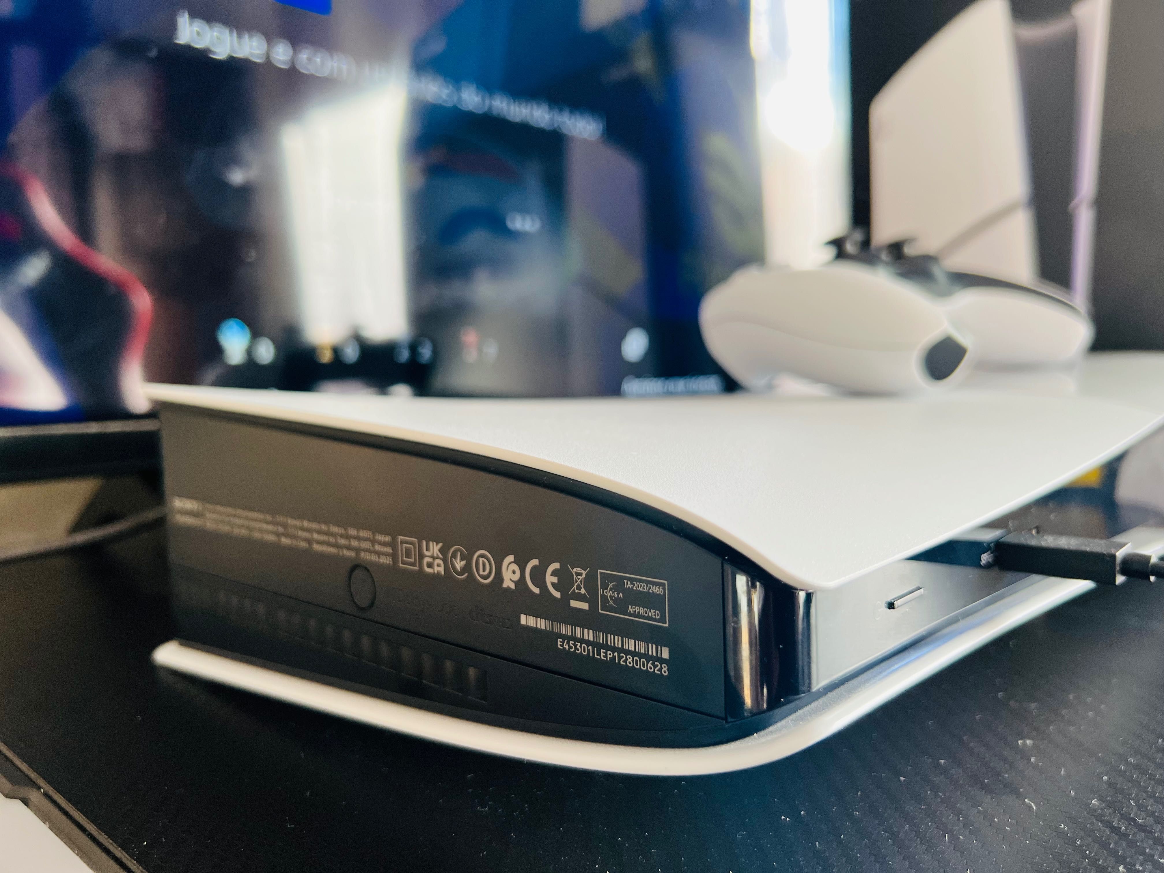 PS5 Digital 1TB.