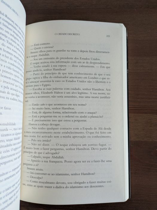 L "O Criado Secreto " Daniel Silva 1a edição (Ed. Regular/ Opt Estado)