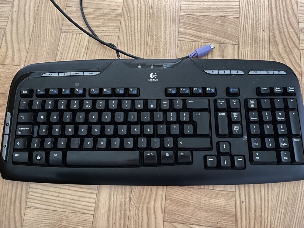 Klawiatura przewodowa logitech