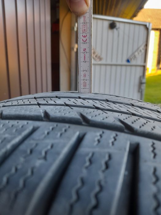 Opony całoroczne  225/50R17