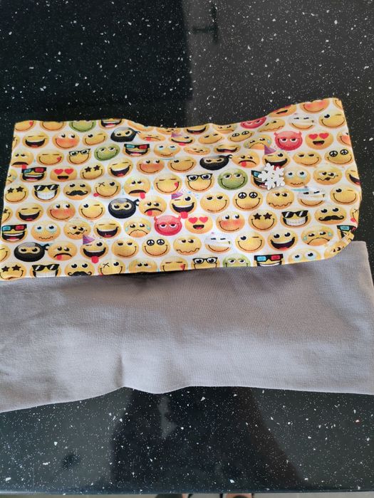 Dwie opaski szerokie dla dziewczynki 6-10 emotki pin up