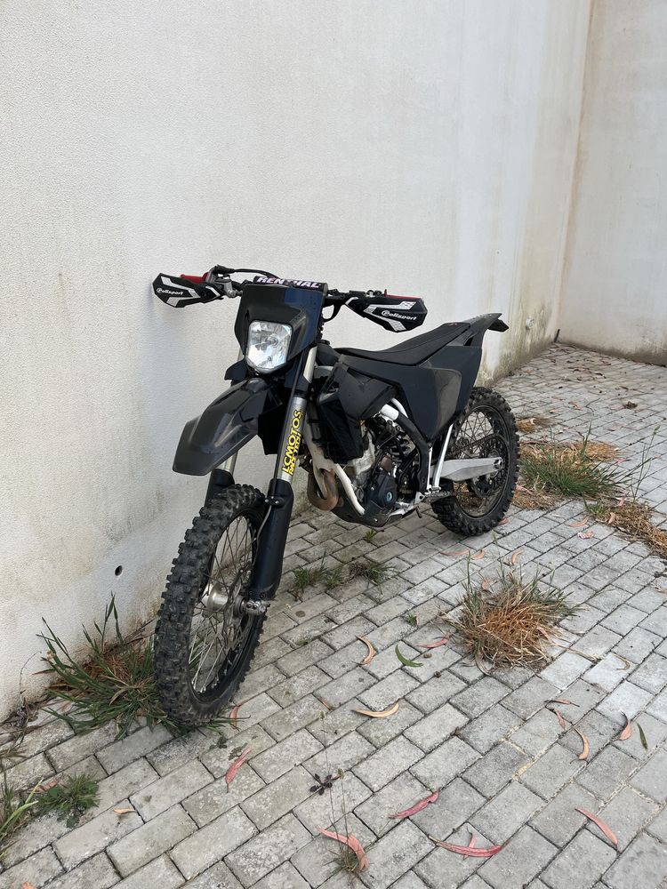 Husqvarna fe 250