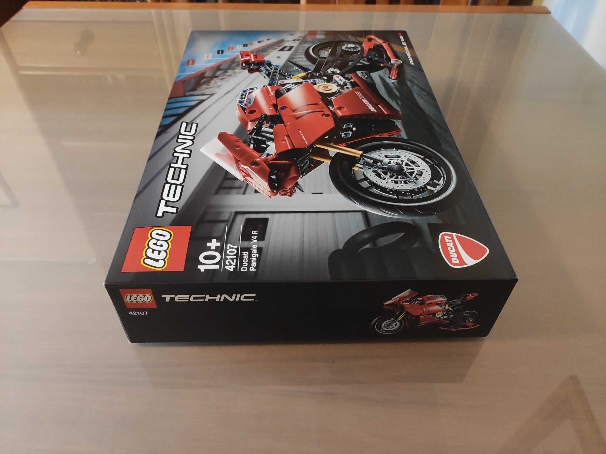 Lego Technic - Ducati Panigale V4 R 42107