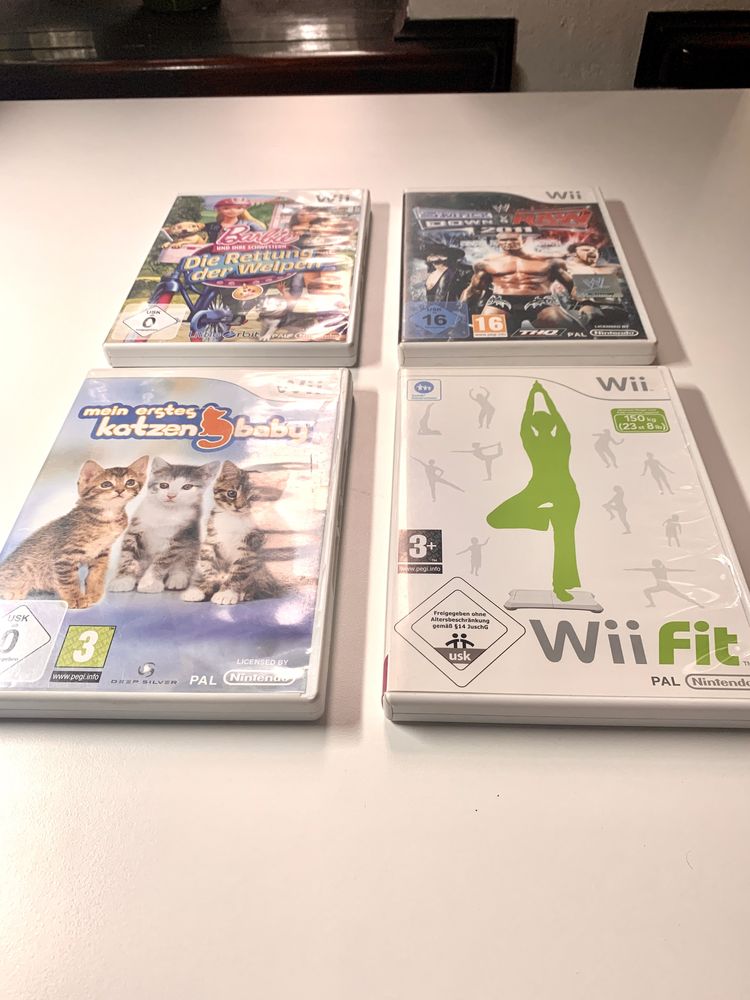 Wii gry zestaw 4 sztuk wii fit barbie smack down raw kazten baby